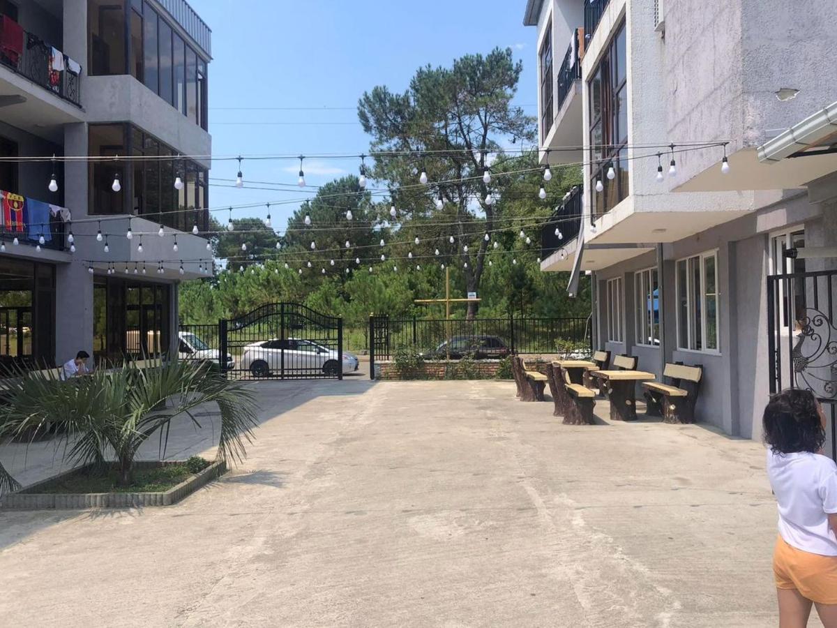 Hotel Guga Kobuleti Exterior photo