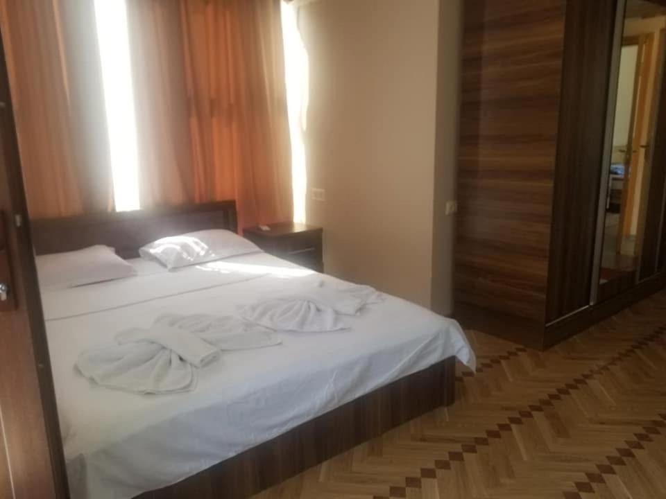 Hotel Guga Kobuleti Exterior photo